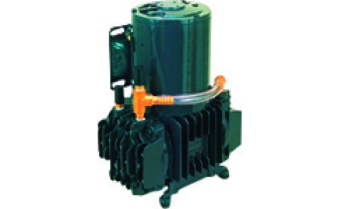 東京硝子器械（株）  423-64-51-39  ＴＧＫ　ダイアフラム型真空ポンプ　ＤＡＴ－１００Ｓ