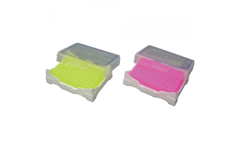 アズワン（株）  1-5531-01  ＡＳ　アイソフリーズＰＣＲラック５６４０－Ｔ４　（２個入）