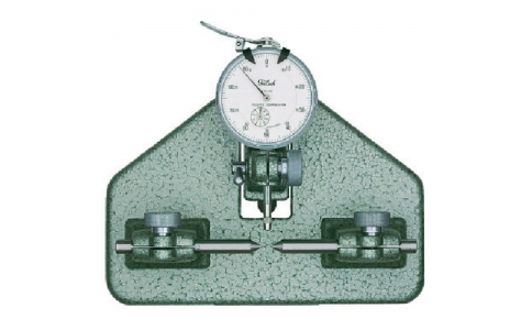 （株）テクロック  FM-5 HYOJUNGATA  テクロック　小形偏心測定器