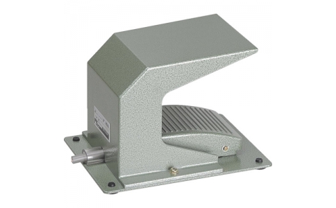 大阪自動電機（株）  OFL-1V-M3C  オジデン　フットスイッチ　ＶＣＴＦ０．７５Ｘ３Ｘ１Ｍ