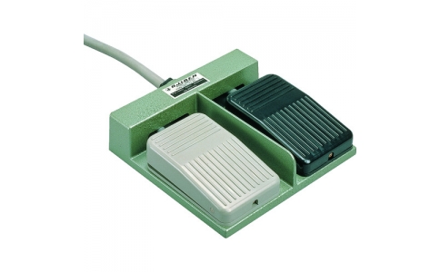 大阪自動電機（株）  OFL-TV-M4  オジデン　フットスイッチ　機器用ミニ形　電気定格３Ａ－２５０ＶＡＣ