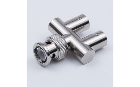 （株）トーコネ  BNC-Y-JPJ  ＴＹＣ　ＢＮＣコネクタアダプター