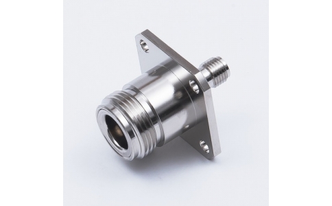 （株）トーコネ  NJ-SMAJ-PA  ＴＹＣ　変換コネクタＮ－ＳＭＡ