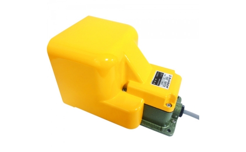 大阪自動電機（株）  OFL-1-SM2K  オジデン　フットスイッチ産業用防雨形・シールドカバー付　定格６Ａ－２５０ＶＡＣ