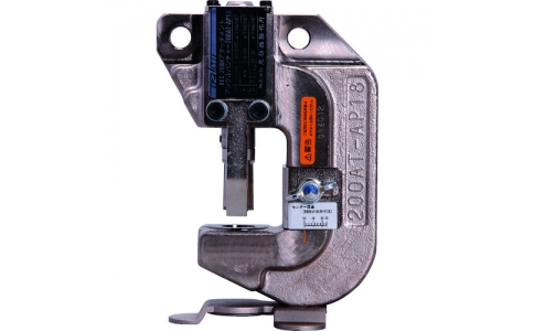 マクセルイズミ（株）  200AT-AP18  泉　アングルパンチャー