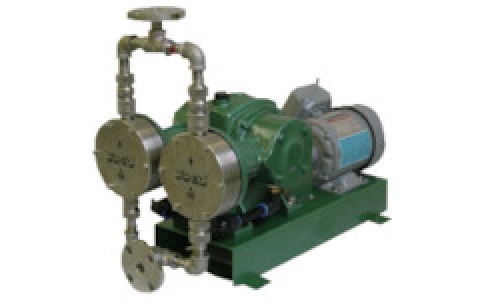 共立機巧（株）  FF3-6000-S  ＫＵＫ　無脈動定量注入ポンプ　ＰＶＣ製　２００（Ｖ）　２００（Ｗ）　屋外型