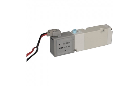 日本精器（株）  BN-7TSP150-N-E-100-4E1-H-N  日本精器　４方向電磁弁　プラグコネクタ式　ＡＣ１００Ｖベース配管型