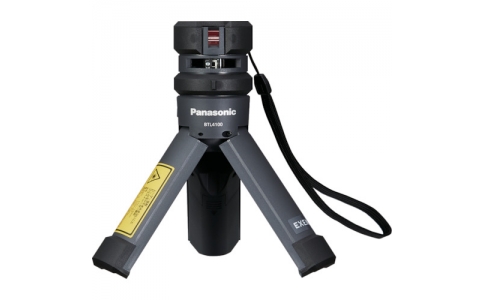 パナソニック（株）エレクトリックワークス社  BTL4100  Ｐａｎａｓｏｎｉｃ　レーザーマーカー墨出し壁十文字タイプ