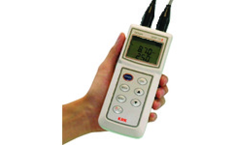 東京硝子器械（株）  163-80-75-24  ＴＧＫ　ツインＤＯ／ｐＨメーター　ＤＯＰ－１０Ｚ　採水