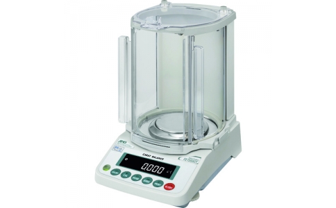 （株）エー・アンド・デイ  FZ1200CT  Ａ＆Ｄ　校正用分銅内蔵カラット天びん　ＦＺ１２００ＣＴ