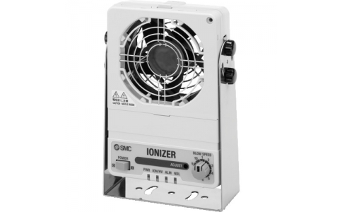 ＳＭＣ（株）  IZF21-B  ＳＭＣ　イオナイザ　ファンタイプ