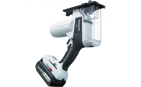 パナソニック（株）エレクトリックワークス社  4547441922950  Ｐａｎａｓｏｎｉｃ　角穴カッター　１４．４Ｖ　３．３Ａｈ（ブラック）