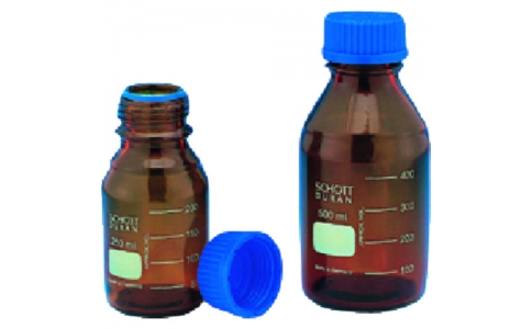 東京硝子器械（株）  371-05-21-49  ＴＧＫ　ねじ口びん　茶　青キャップ付　７５０ｍＬ