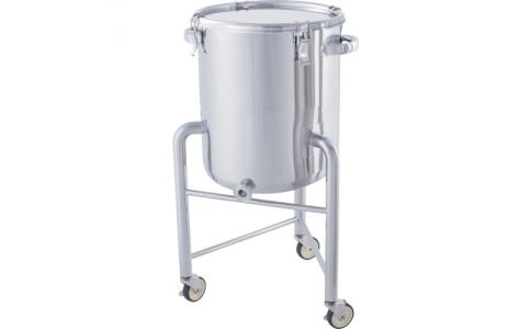 日東金属工業（株）  KTTX-CTH-L-39  日東　片テーパー急傾斜型密閉容器　脚付　クリップ式　４５Ｌ