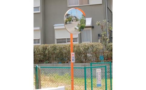 積水樹脂（株）  KM1000S  積水　ジスミラー「標準型」メタクリル樹脂製φ１０００　支柱付き