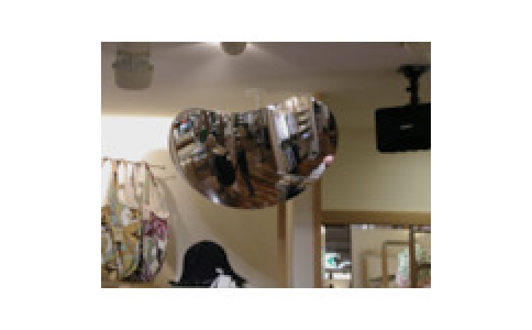 コミー（株）  UA70  コミー　ふわり　７００×３９０