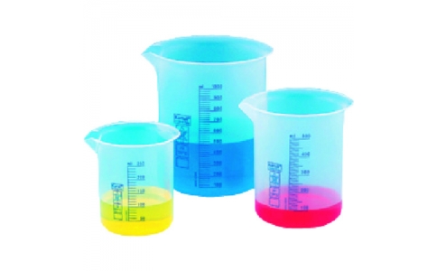 東京硝子器械（株）  198-19-01-44  ＴＧＫ　ＰＰビーカー青目盛　２５０ｍＬ　＃１８２４