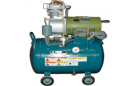 （株）富士コンプレッサー製作所  DS-02MS（50HZ）  富士　軽便形コンプレッサー０．２ＫＷ　５０Ｈｚ